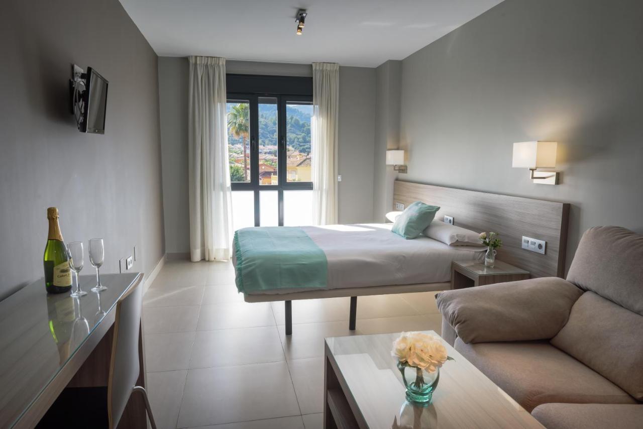 Apartamentos Santa Clara Alhaurín de la Torre Zewnętrze zdjęcie